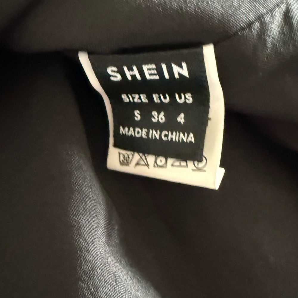 SHEIN Elegant Black Apparel - Picture 7 of 7
